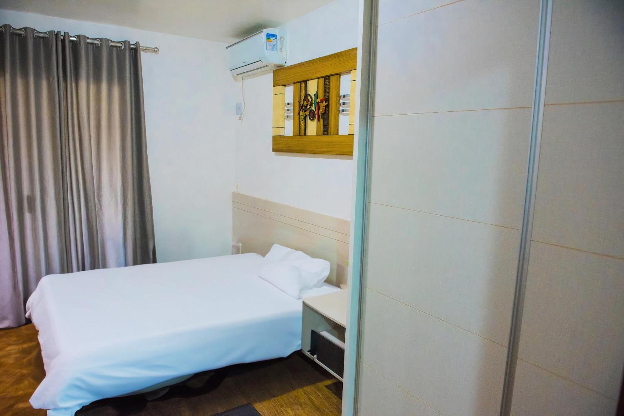 Apartamento Enseada Nautico Caldas Novas - Go ภายนอก รูปภาพ